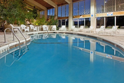 Days Inn by Wyndham Warren image 3